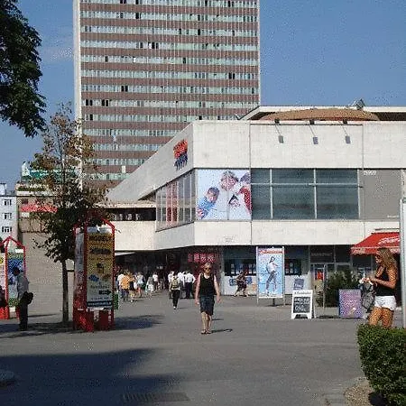 Kyjev 2* Bratislava